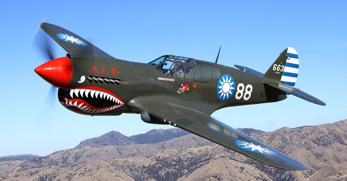 Лучший истребитель второй. P40 Mustang. P-40 Tomahawk. Самолет второй мировой войны p40. Curtiss p-40 Warhawk Fighter.