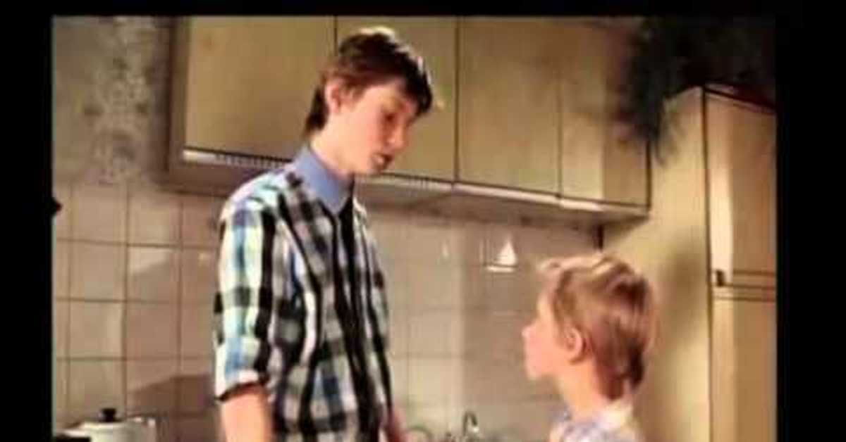 Ералаш рубль дал за кефиром. Ералаш кефир. Ералаш культурные люди. Ералаш дышите глубже