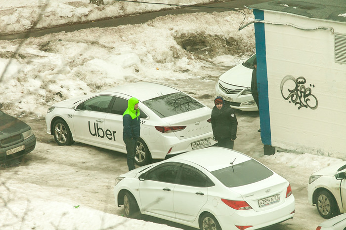 имеет ли право такси ездить по выделенной полосе для общественного транспорта