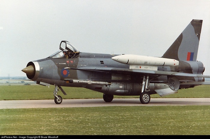 English Electric Lightning F-6.  . , , , 