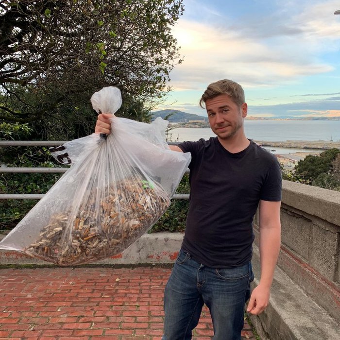 This guy collected 8,000 cigarette butts - Cigarette butts, Garbage, Cleaning, Reddit