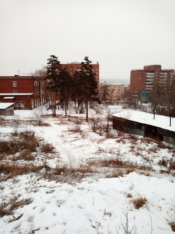 Spring is red - My, Spring, Snow, Cityscapes, Longpost, Street photography
