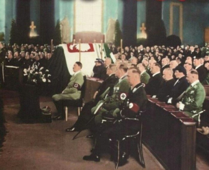 Adolf Hitler at the memorial service for Marshal of Poland Jozef Pilsudski. - Adolf Gitler, 1935, Pilsudski, Funeral