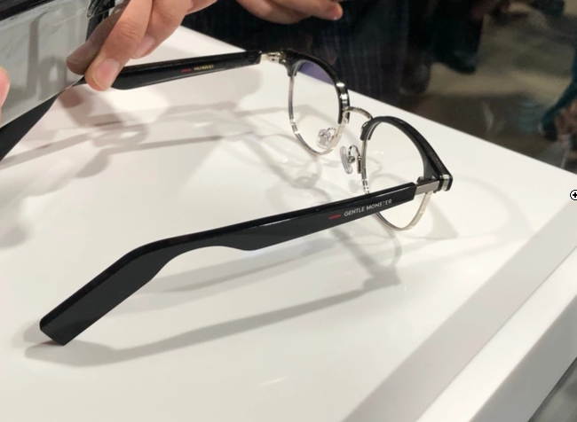 Huawei introduced glasses-headphones that look like ordinary glasses. - Huawei, , New items, Video