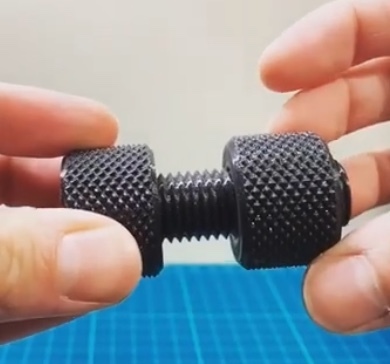 Help Помощь, Металл