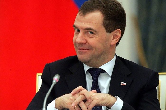 Medvedev advised the poor to look for income within themselves - Dmitry Medvedev, Economy, news, Text, Politics