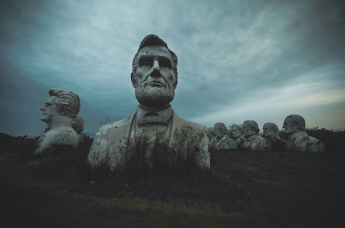 Presidents in the American Field - USA, The president, The statue, Bust, George Bush, John F. Kennedy, Abraham Lincoln, Abandoned, Longpost, Sculpture