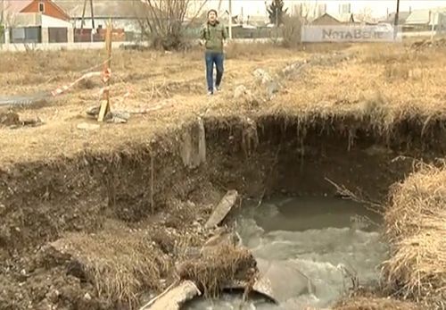 They can throw rocks at me, but the water is contaminated! - Water, Poisoning, Pollution, Catastrophe, Khakassia, Abakan, Text