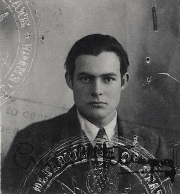 Ernest Hemingway - Ernest Hemingway, Black and white photo, Story, Writer, Epoch, Face, Longpost, Writers