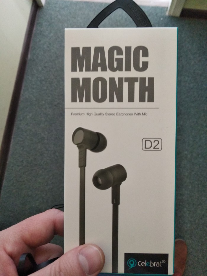 Как бы намекает на то, что радость от использования наушников будет недолгой