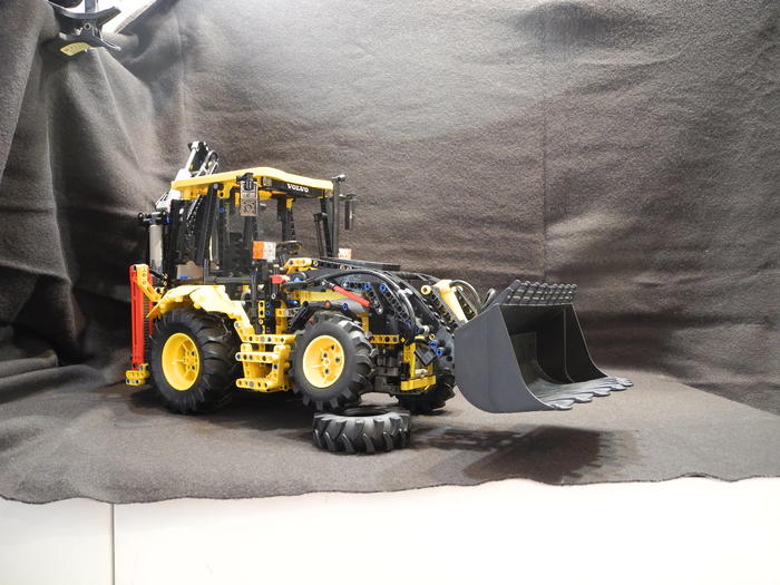Лего Экскаватор-погрузчик Volvo BL61 (самоделка) LEGO, LEGO Technic, Volvo, Строительная техника, Видео, Длиннопост