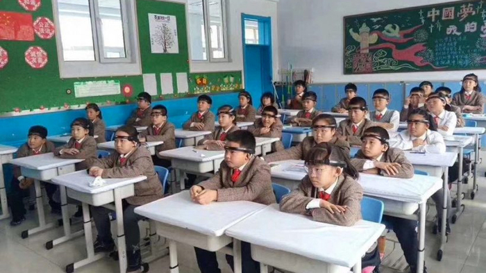 Chinese students wear electronic hoops to improve attentiveness - Hoop, Pupils, China, Technologies, Society, Education, Video, Bad marks, To lead