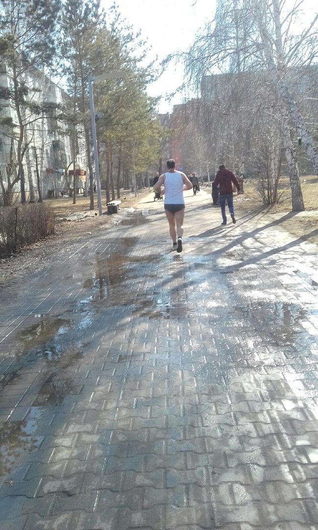 Hot Omsk uncle - My, Jogging, Hot Blood, Seasonal exacerbation