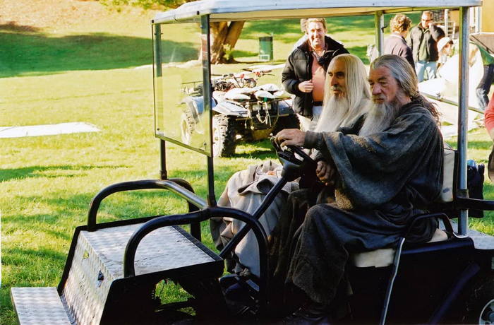 One is grey, the other is white... - Lord of the Rings, Saruman, Gandalf, Christopher Lee, Ian McKellen