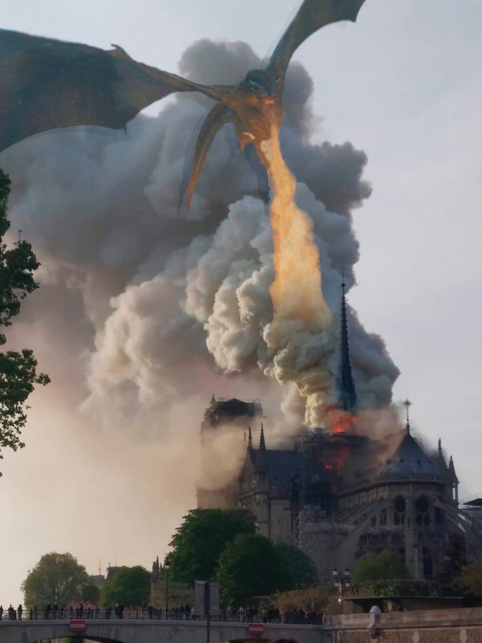 Coincidence? - Game of Thrones, The Dragon, Humor, Notre dame cathedral, Fire of Notre Dame de Paris