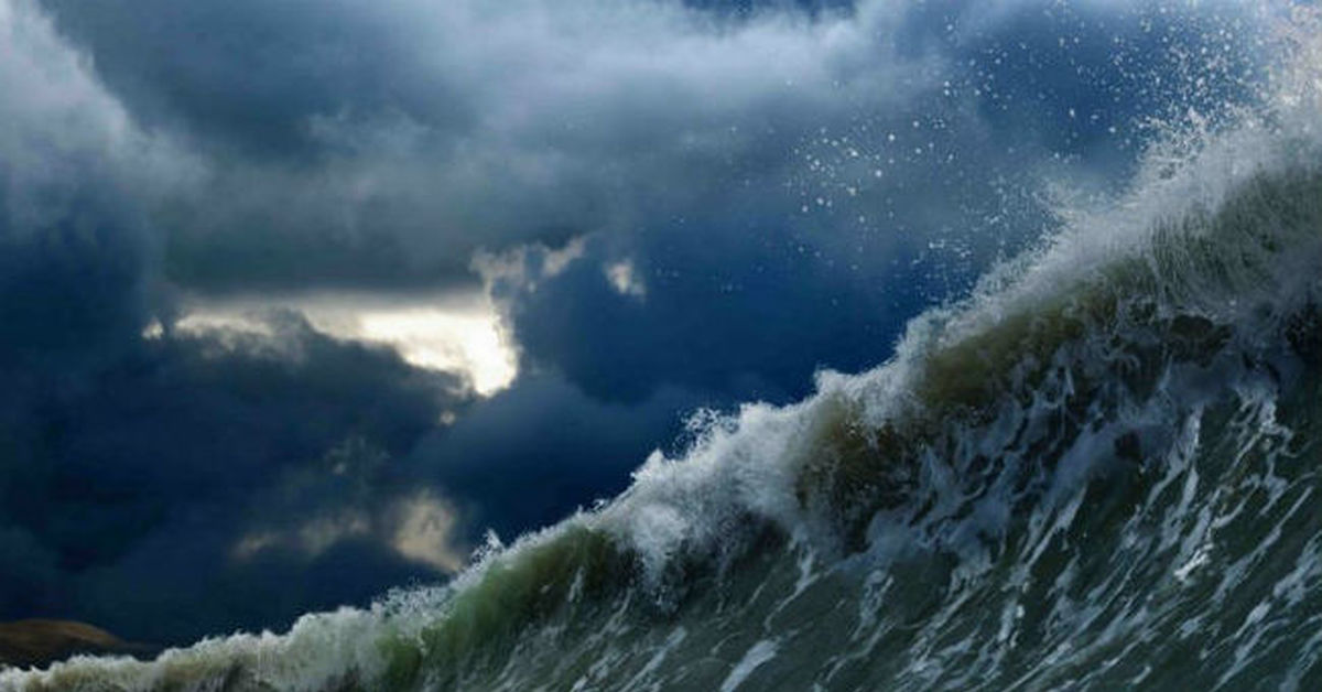 Океан шторм 2. Тихий океан шторм ЦУНАМИ. Море океан волны шторм ЦУНАМИ. Тихий океан волны ЦУНАМИ. Шторм и ЦУНАМИ на море.