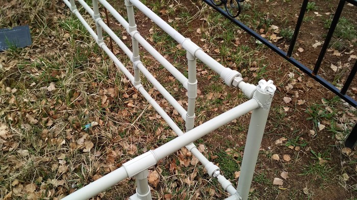 Do-it-yourself grave fence - My, Needlework, Cemetery, , Fencing