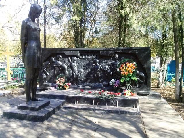 In Yeysk, in October 1942, the SS brutally killed 214 children from the orphanage. - The Great Patriotic War, To be remembered, Yeisk, Longpost, Nazis, Atrocities, Negative