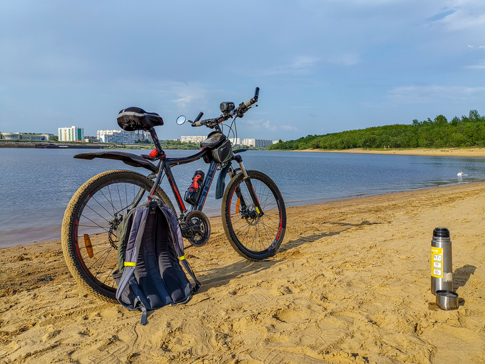 Beach - My, Mobile photography, Beach, A bike, Huawei mate 20, Sand, Video, Longpost