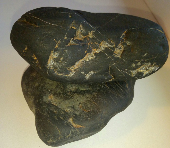 Help identify the stone. - My, A rock, Карелия, Meteorite, Chondrites, Basalt, Longpost