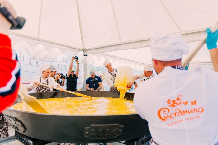 Miracle scrambled eggs - Smolensk, Record, Omelette, The festival