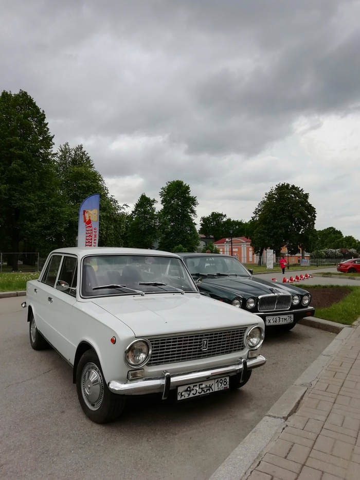 Classic is different - My, Auto, Car, Penny, Jaguar, Classic, Saint Petersburg