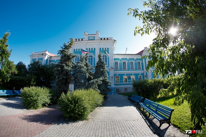 A lot of smart people: scholarships were cut at the University of Tyumen due to the large number of excellent students - Tyumen, Negative, Scholarship, Education, news