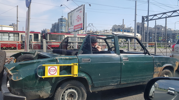 When it's hot in St. Petersburg, and you're in a convertible - Saint Petersburg, My, Heat