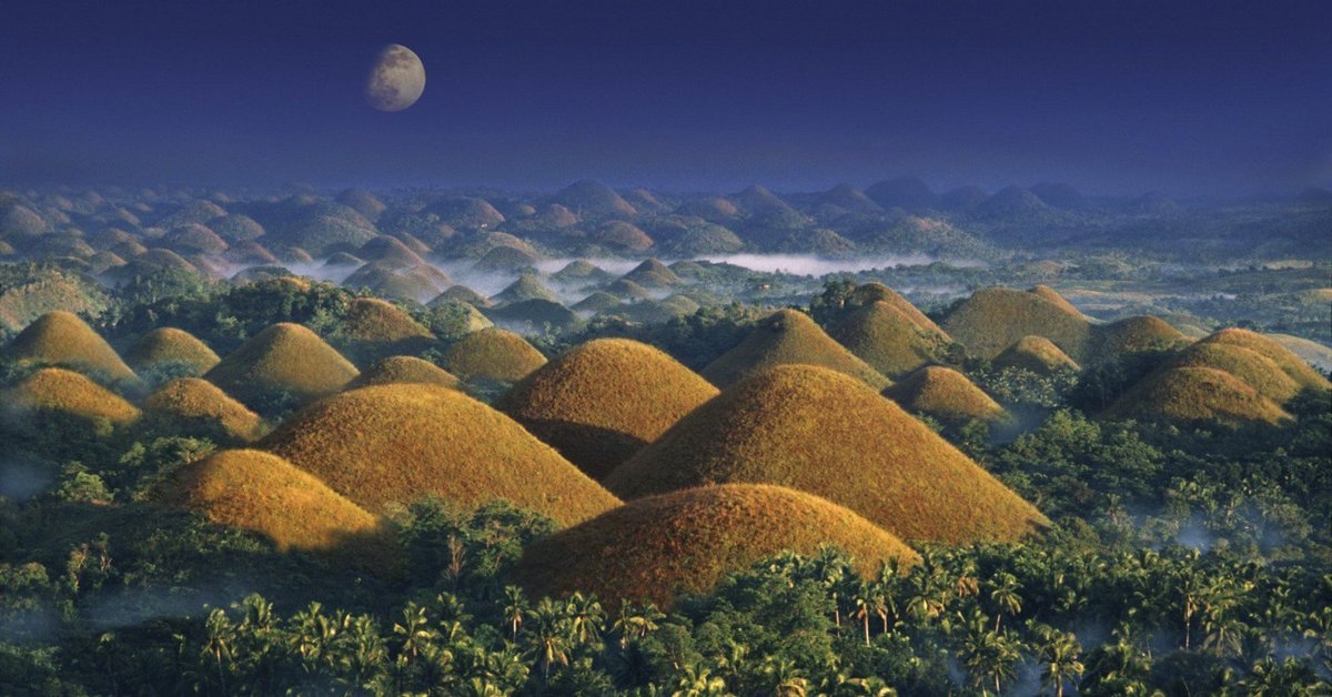 Bioskop filipina. Шоколадные холмы острова Бохол. Холмы острова Бохоль Филиппины. Бохол Филиппины шоколадные холмы. Достопримечательности Филиппин шоколадные холмы.