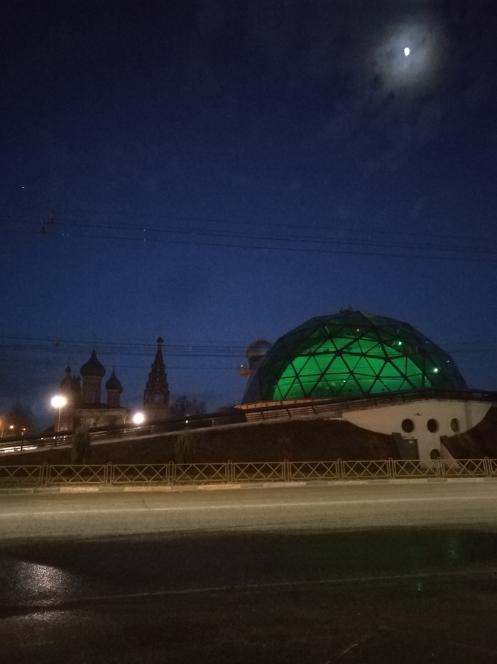 This is what the planetarium looks like at night - My, Yaroslavl, The photo, Planetarium