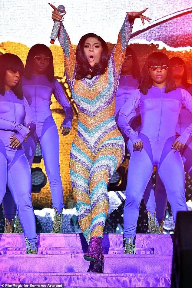 The main thing is that the suit fits - Embarrassment, Cardi B Bodak Yellow, Longpost