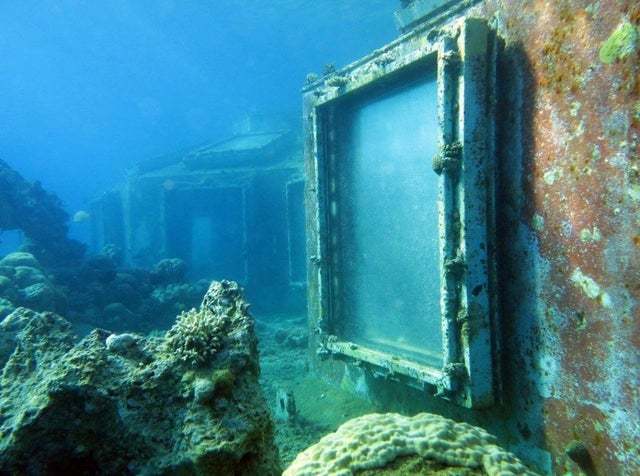 Abandoned underwater restaurant - Reddit, A restaurant, Abandoned, Under the water
