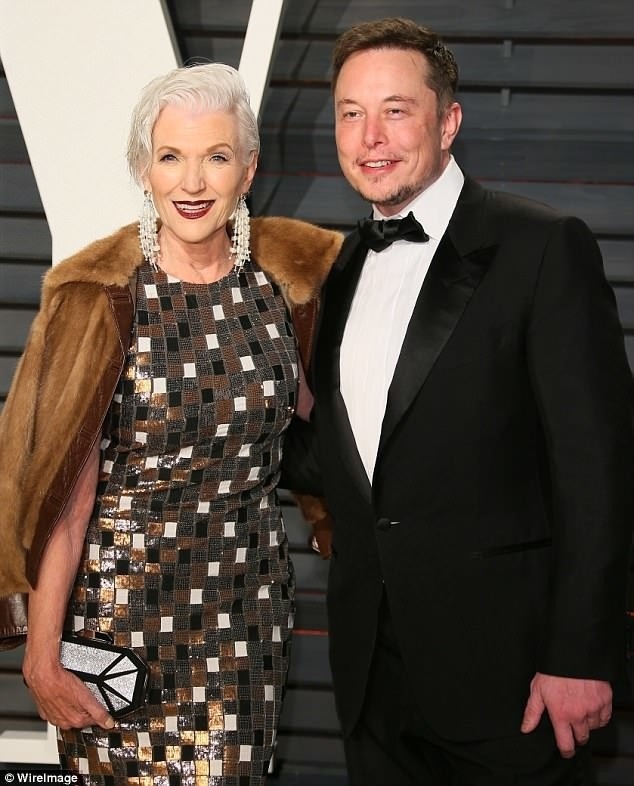 Mother of Tesla founder Elon Musk, model and nutritionist May Musk - Elon Musk, Mum, Model business, Tesla, Longpost