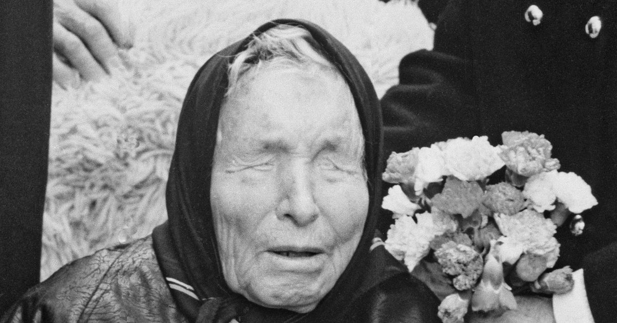 Пять двоек предсказание ванги. Ванга предсказательница. Сербская ванга предсказания. Пророчество ванги восьмой. Пророчество ванги восьмой.