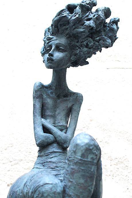 Valerie Hadida and her little women - Sculpture, Modern Art, Longpost