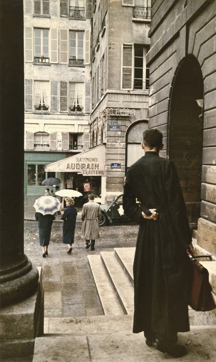 Paris, 1950s - Paris, The photo, Retro, The street, Priests