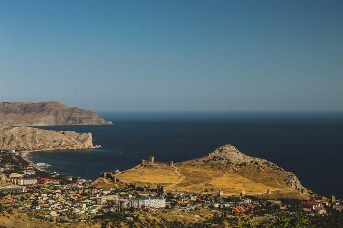 Just water, but in the end it asks for hands, rubs against legs ... - Crimea, Longpost, The city of Sudak, Black Sea, Beginning photographer, My