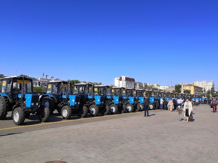 Agrarians of Transbaikalia who suffered from spring fires received new tractors - Transbaikalia, Tractor, Farmer