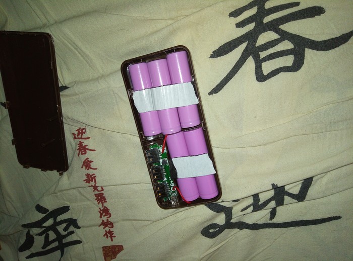 Power bank  , , ,  ()