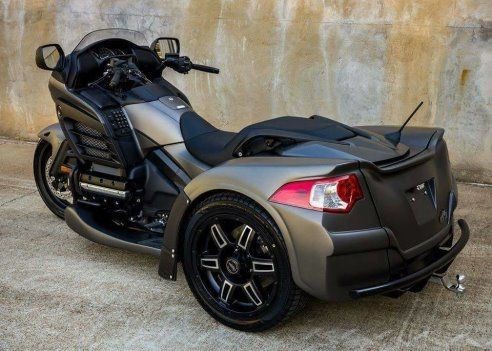 When you can't decide between a car and a motorcycle - Do not do like this, Not