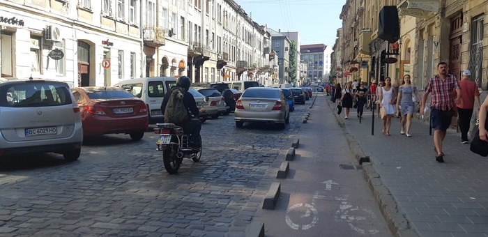 ����� ���