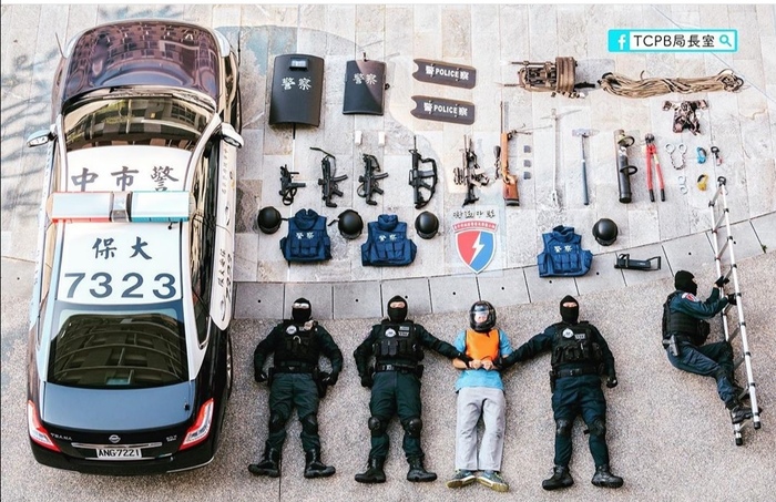 Contents of Taiwan Police Vehicles - Tetrischallenge, Police, Taiwan, Content, Longpost