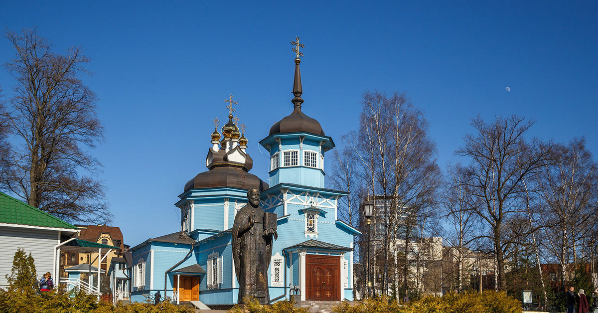 Храм дмитрия солунского ярославль. Церковь Дмитрия Солунского Коломяги. Храм Святого Димитрия Солунского. Храм Святого великомученика Димитрия Солунского в Коломягах. Церковь Дмитрия Солунского в Коломягах.