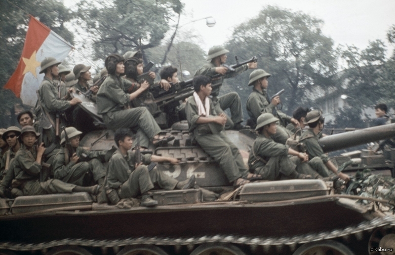 Вьетнам против китая. Освобождение Сайгона 1975. Сайгон 30 апреля 1975.