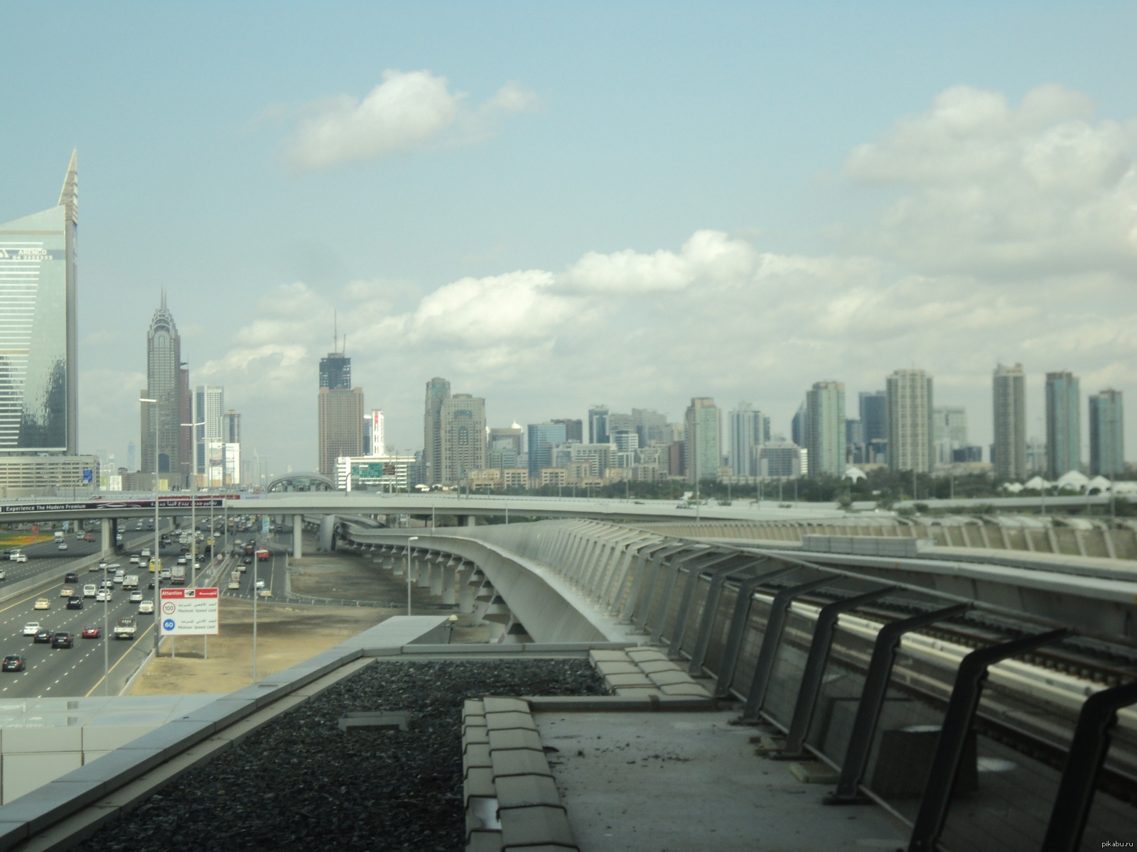 I just want to share a beautiful futuristic view of the city of Dubai, UAE [filmed, by the way, on an ordinary soap box] - Travels, UAE, Dubai