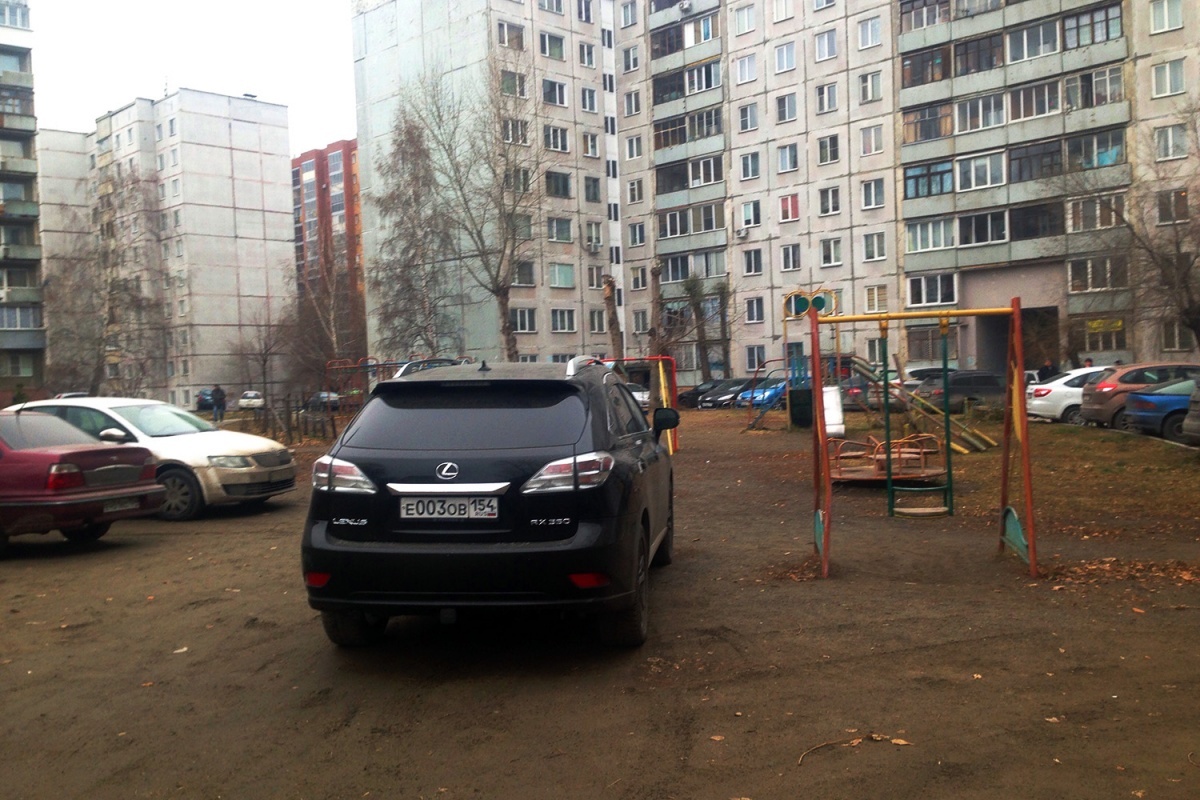 I park like a freak - Неправильная парковка, The photo, A selection, Longpost, Novosibirsk