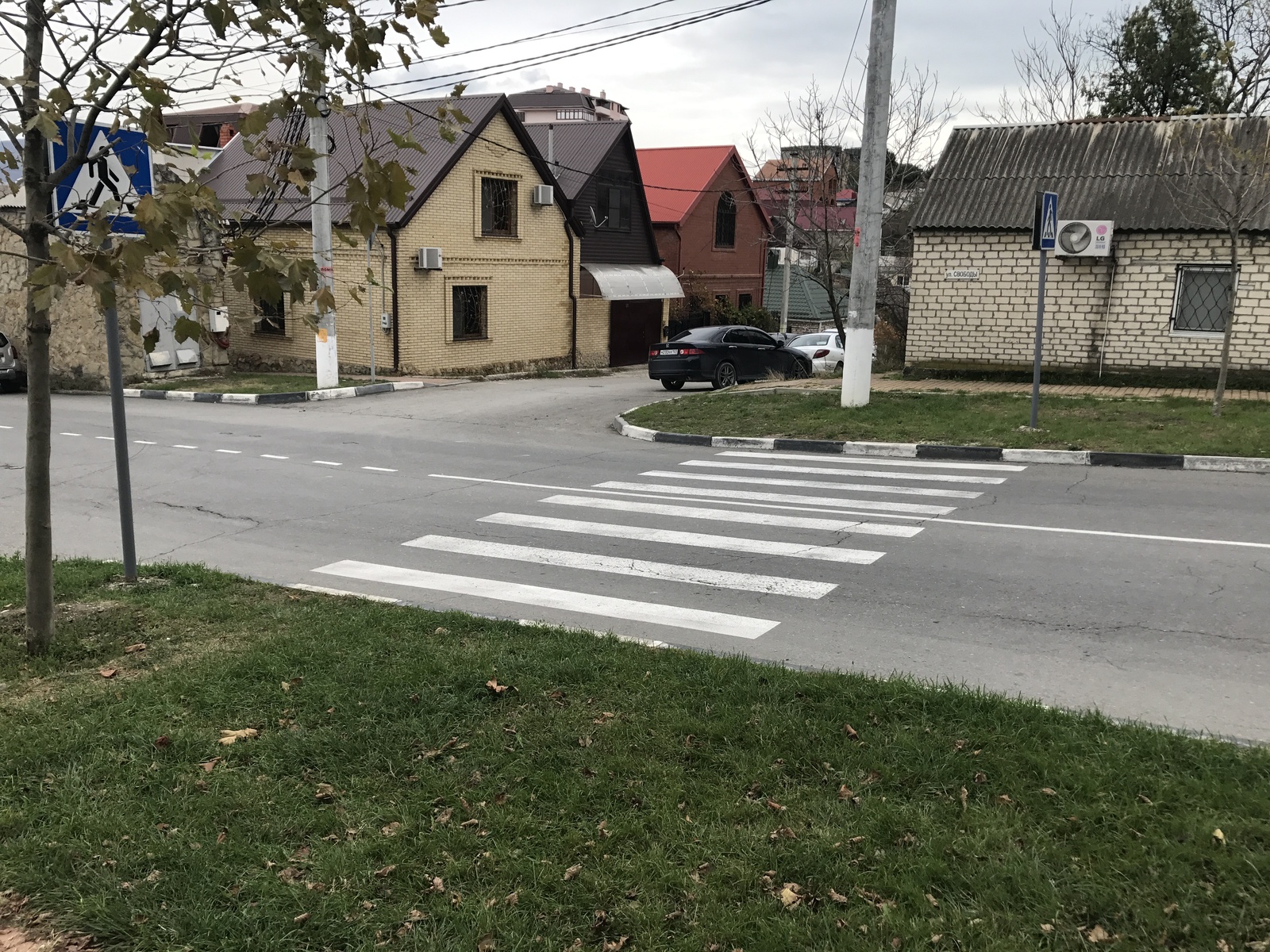 This is how pedestrians are taken care of in Novorossiysk - My, Crosswalk, Novorossiysk, Longpost