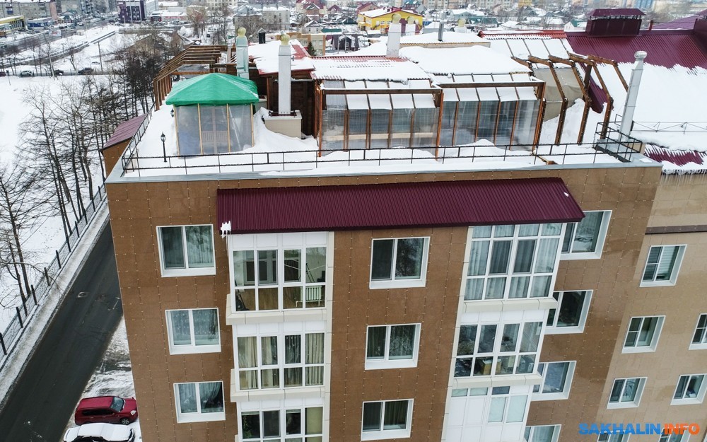 Pub on the roof - Neighbours, Roof, Tavern, Mat, Copy-paste, Building, Longpost