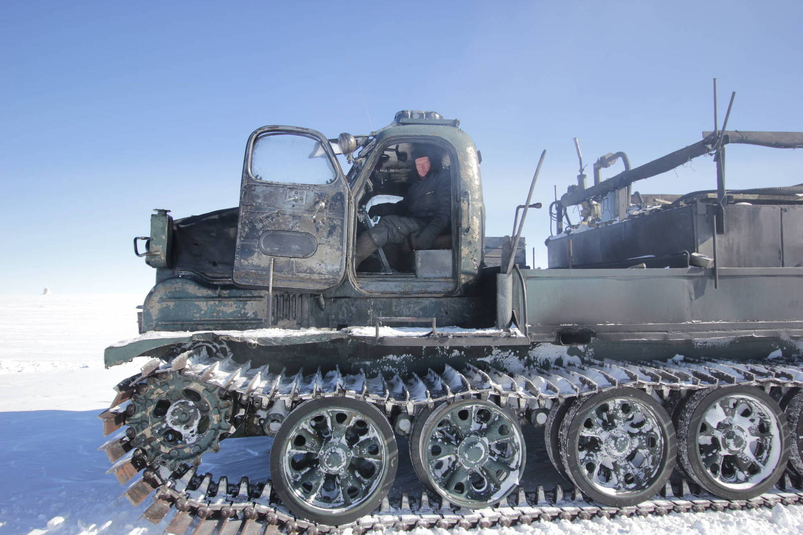 Smoked Crocodile - My, Antarctica, Vostok Station, Armored vehicles, Ukrainians, Longpost