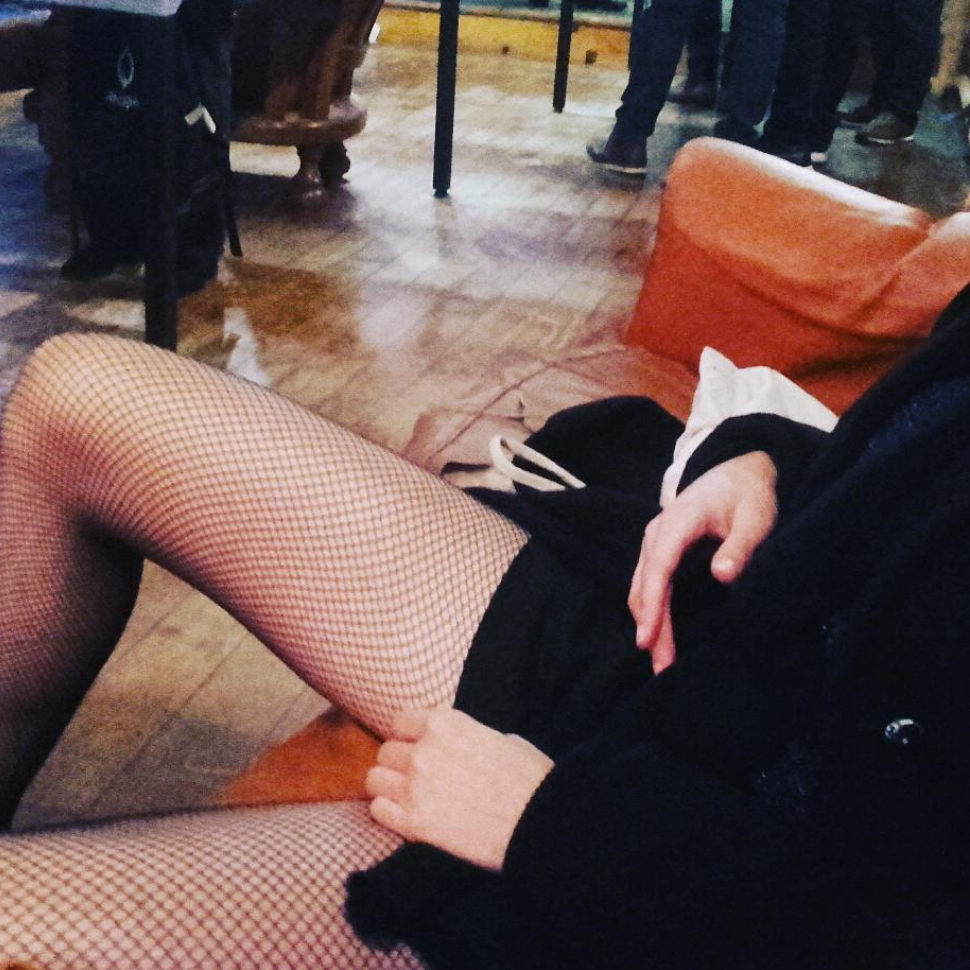Русские женщины раздвигают ноги для мужей и любовников секс фото и порно фото